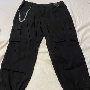 Forever 21 Chain Cargo Pants- Black- Size 14
